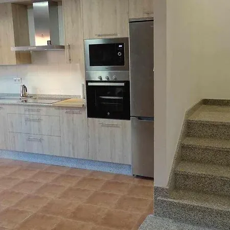 Сasa de vacaciones Recién Restaurada En Canedo Con Terraza Carnota