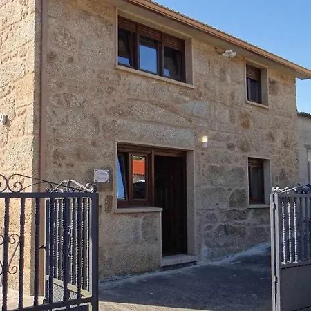 Сasa de vacaciones Recién Restaurada En Canedo Con Terraza Carnota
