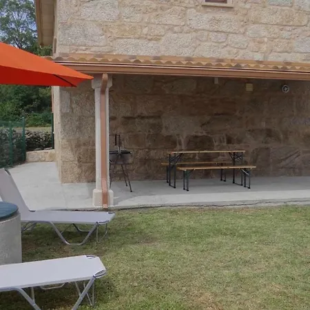 Сasa de vacaciones Recién Restaurada En Canedo Con Terraza *
