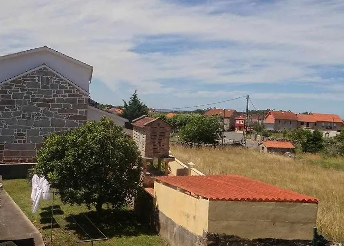 Cuberto Darriba Casa Restaurada En Canedo *