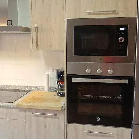 Recién Restaurada En Canedo Con Terraza *