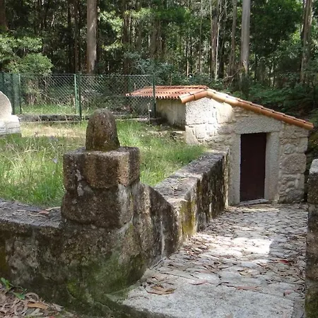 Hébergement de vacances Recién Restaurada En Canedo Con Terraza *