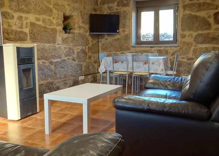Cuberto Darriba Casa Restaurada En Canedo Semesterbostad Carnota