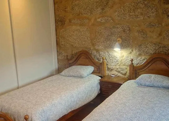 Semesterbostad Cuberto Darriba Casa Restaurada En Canedo