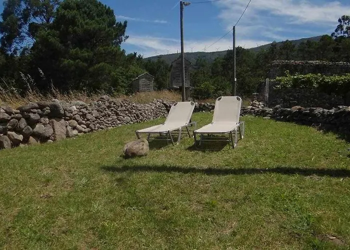 Cuberto Darriba Casa Restaurada En Canedo Carnota