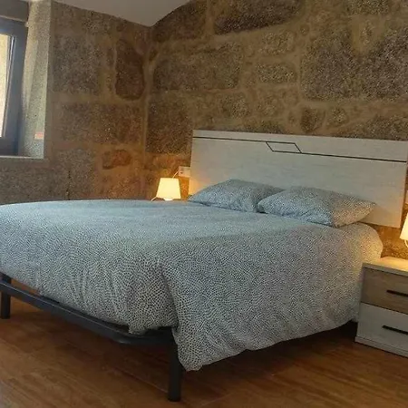 別荘 Cuberto Darriba Casa Restaurada En Canedo カルノータ